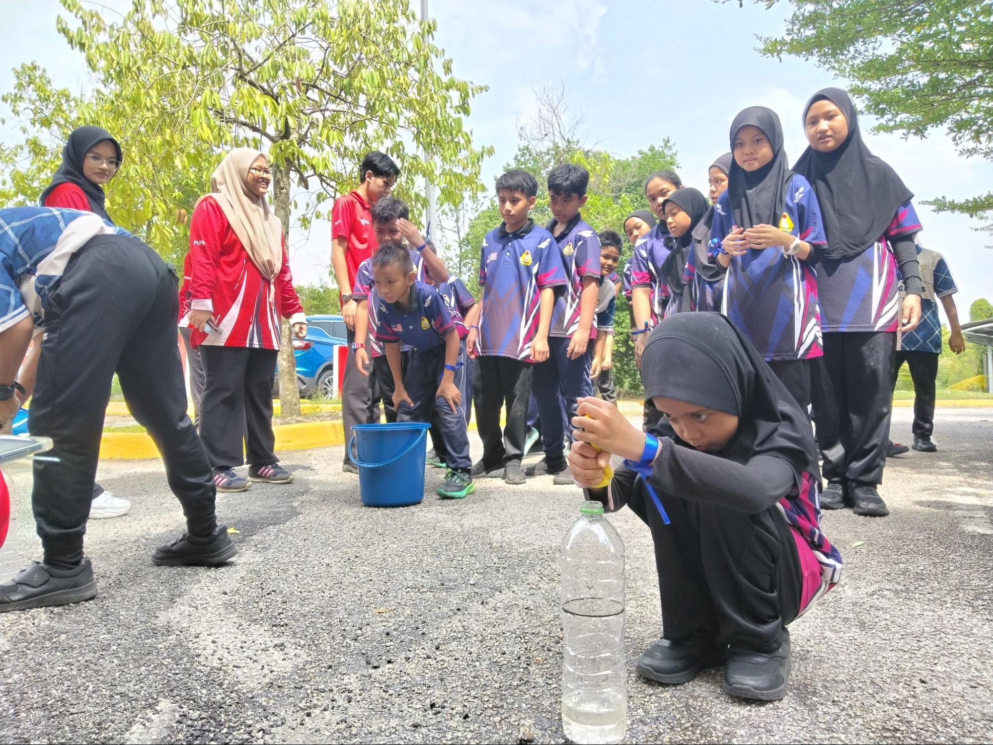 Gambar 3- Permainan stesen 4 bagi acara Explorace BioX Mission